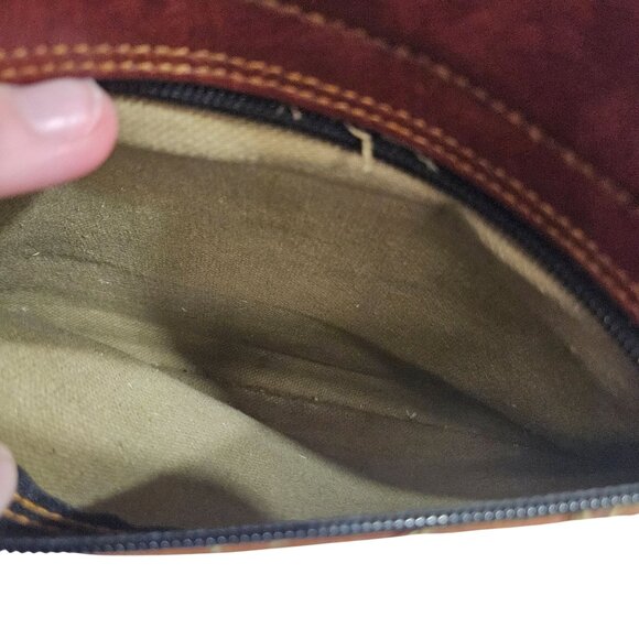 Komal Passion Brown Leather Crossbody Saddle Bag Buckle Closure Adjustable Strap - Picture 3 of 12